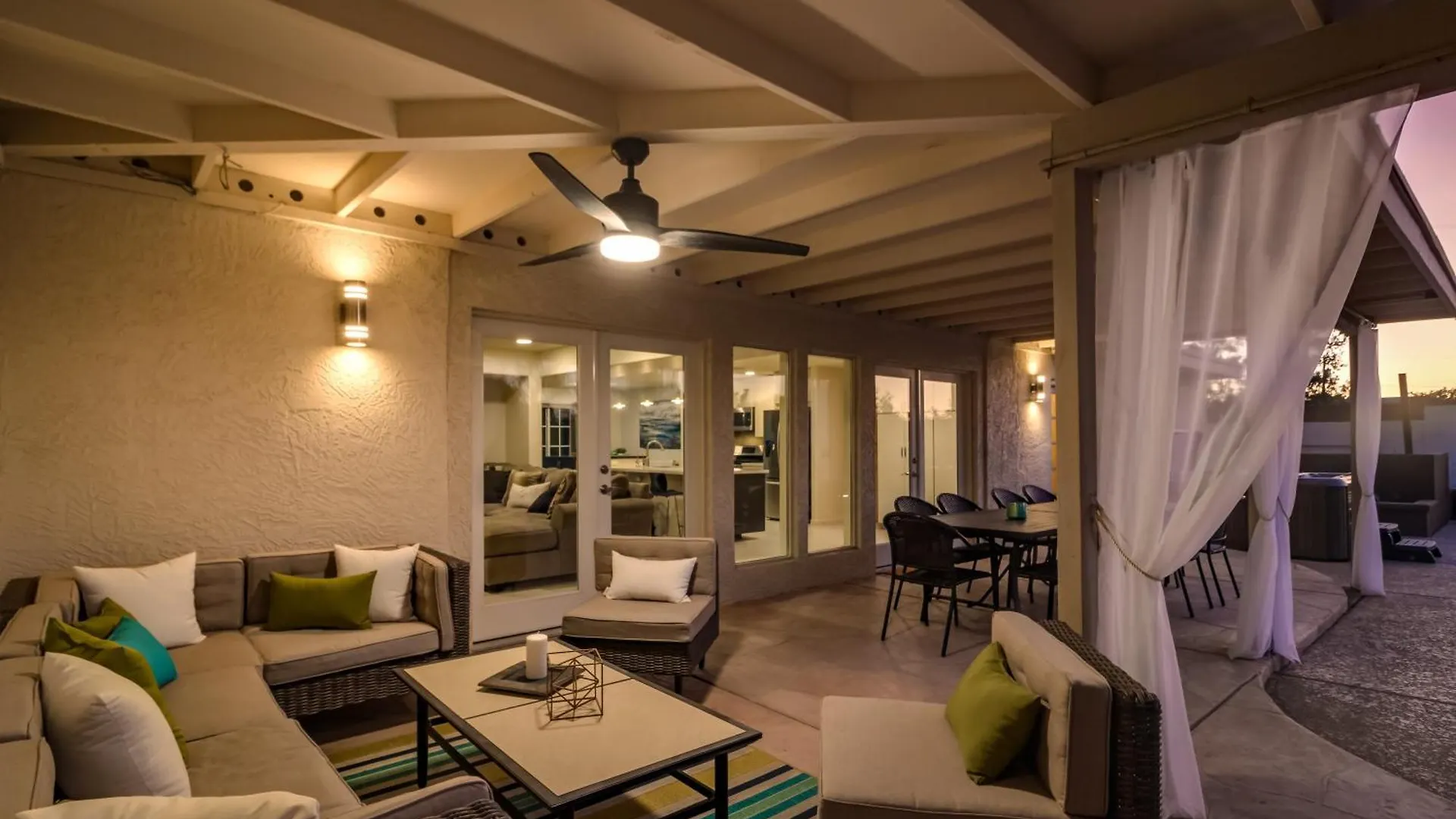 Pickleball In Paradise- 6 Bedrooms Pool Spa Arcade Putting Green Sportspickleballvolleyball Scottsdale Tatil Evi